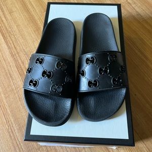Gucci GG Black Slides
